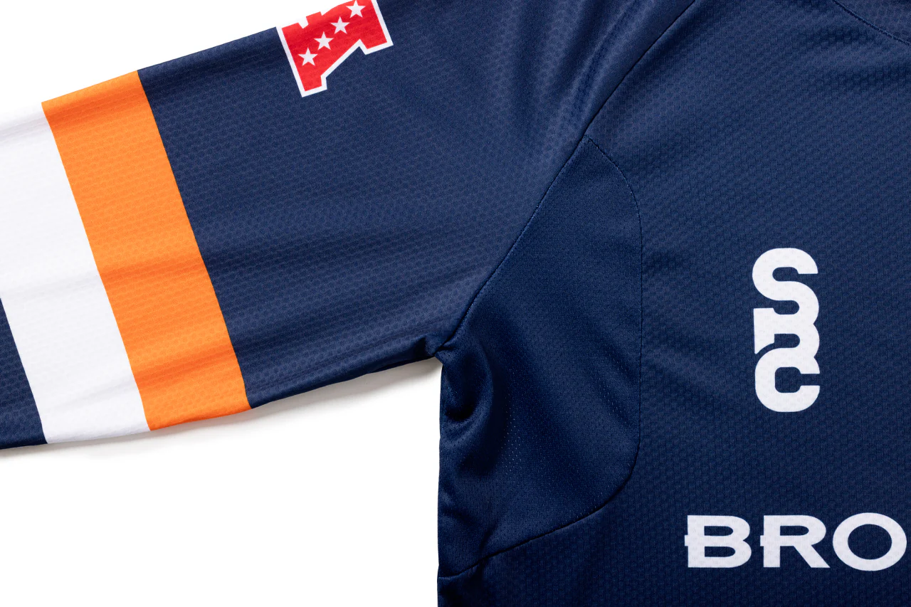 #NFLJ-DEN – NFL Collection | Long Sleeve MTB Jersey – DEN Broncos (Size Small, Like-New – Washed for Photos) - Image 3